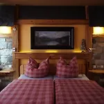 Waldhotel Weitblick *