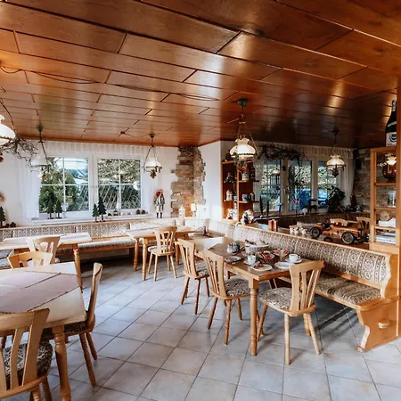 Waldhotel Weitblick Otel *