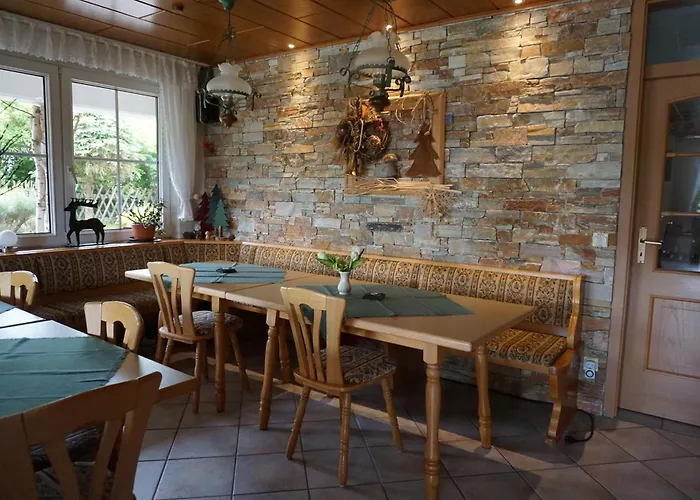 Waldhotel Weitblick Otel